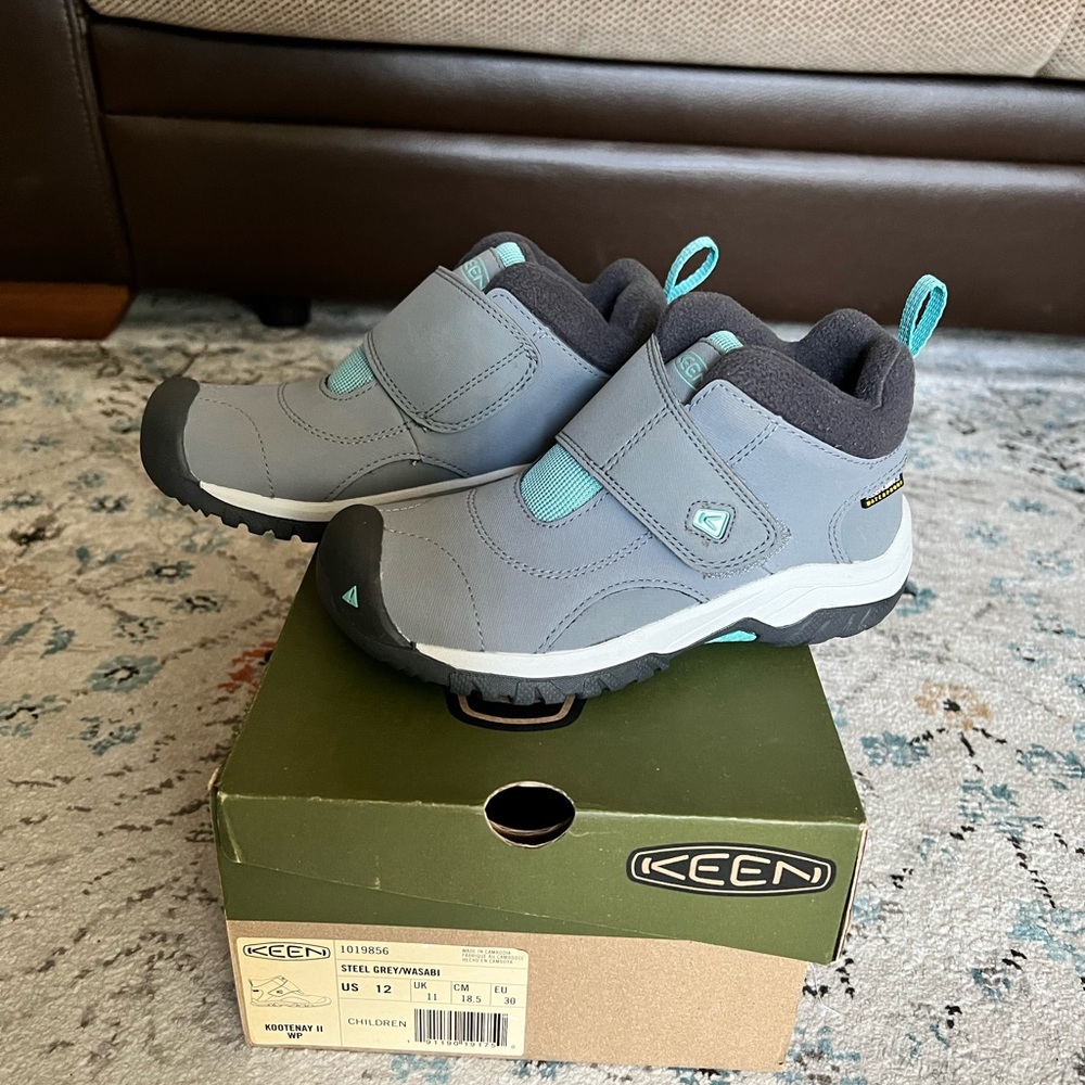 Children’s Keen Kootenay II Waterproof Winter Boot BRAND NEW WITH BOX
